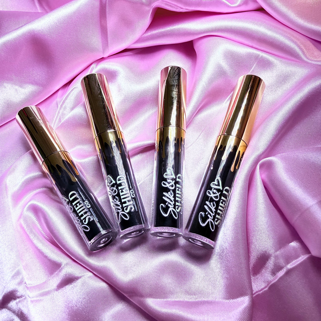 Flutter Indulgence Lash Adhesive